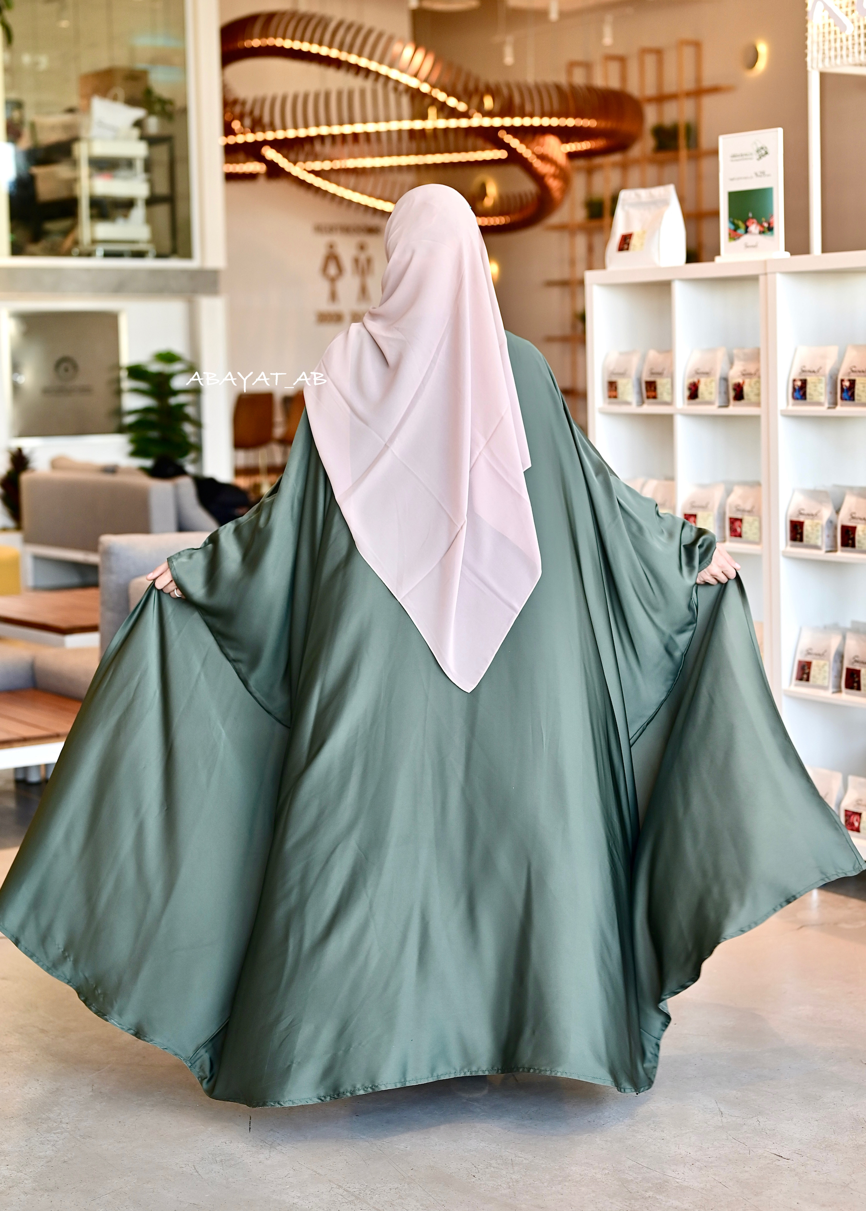 Abaya Layla in Moss 4